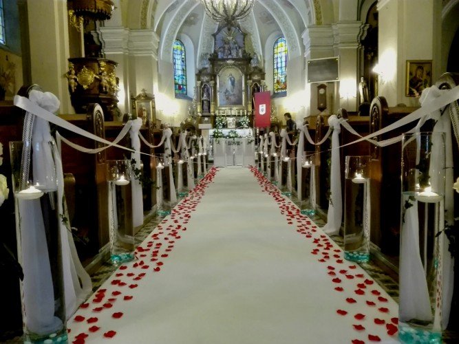 biały dywan na ślub Janów Olsztyn